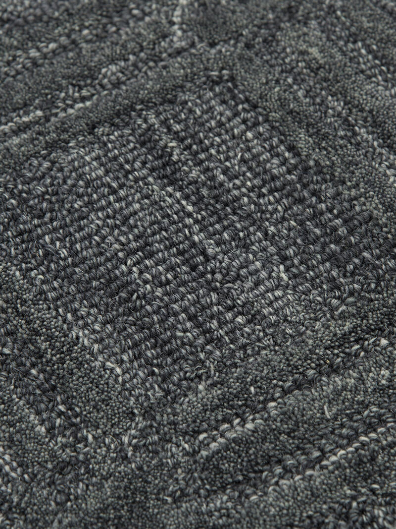 Fifth Avenue FA136B 9' x 12' Rug image number 5