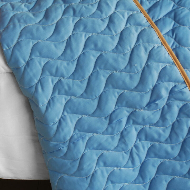 Cozy 3PC Patchwork Quilt Set with Vermicelli Quilting for Bedding Style-Blue image number 2