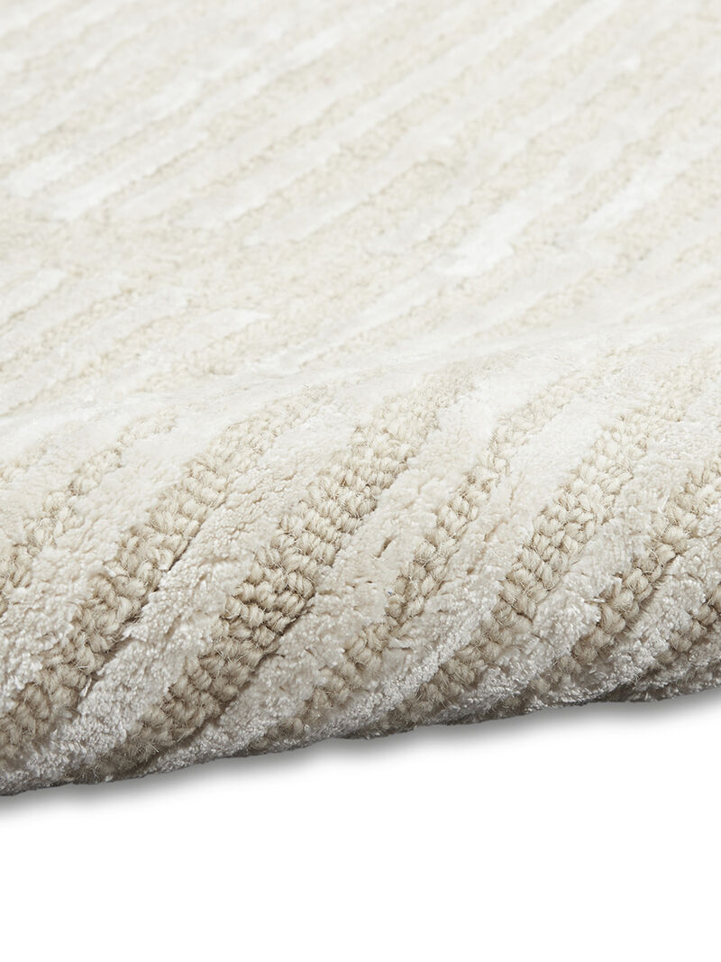 CK010 Linear LNR01 Ivory 3'9" x 5'9" Rug