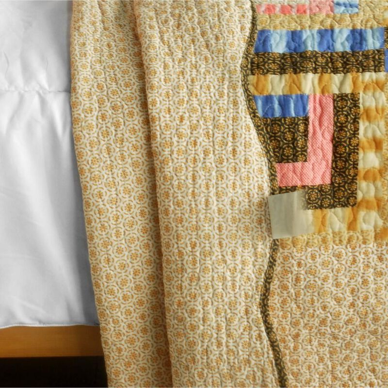 3 Piece Queen Size Cotton Printed Quilt Set with Vermicelli Quilted Dream High Design-Yellow image number 3