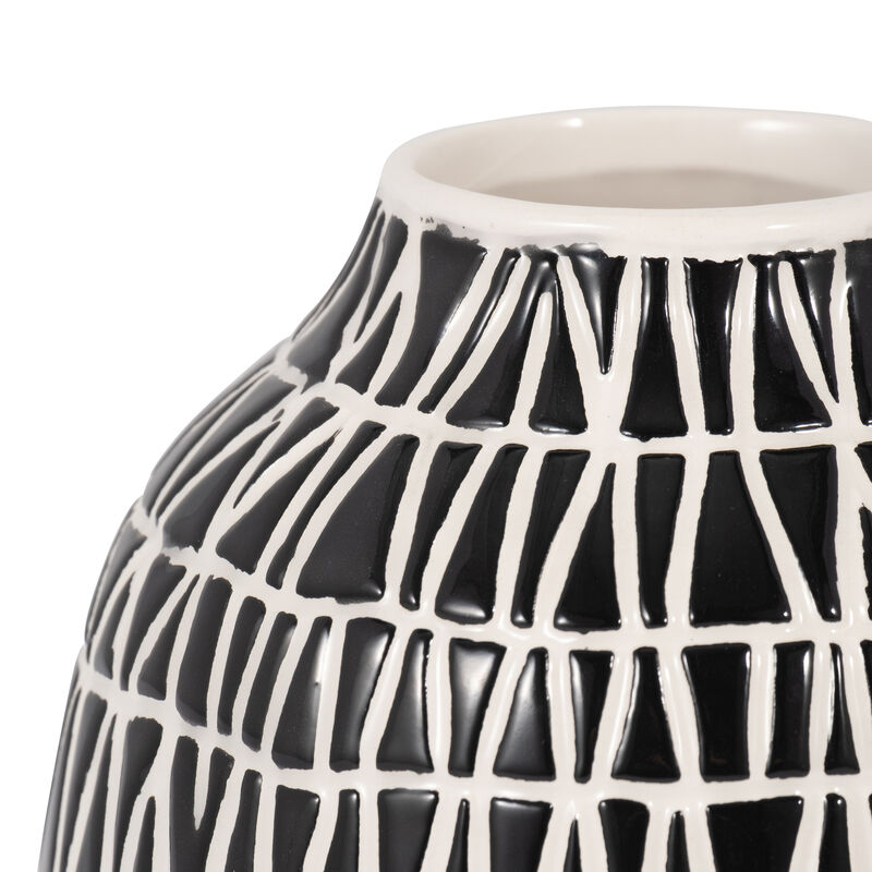 Cer, 5" Tribal Vase, Black image number 3