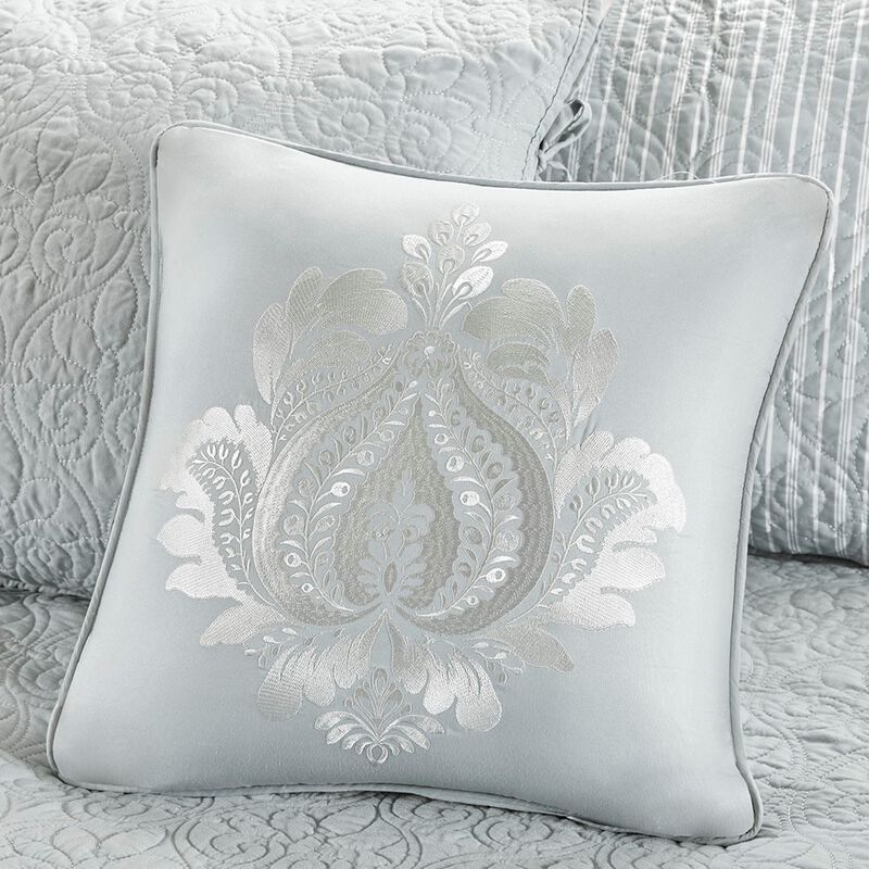 Gracie Mills Sandy 6-Piece Cottage-Inspired Reversible Daybed Cover Set