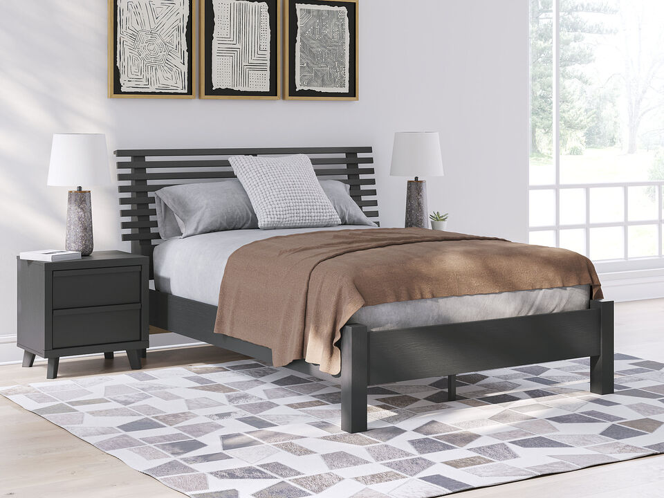 Danziar Full Slat Panel Bed