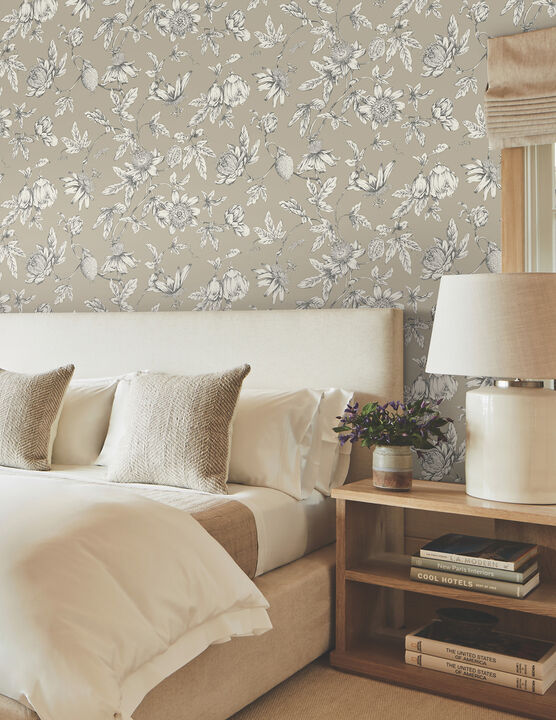 Passion Flower Toile Linen Wallpaper