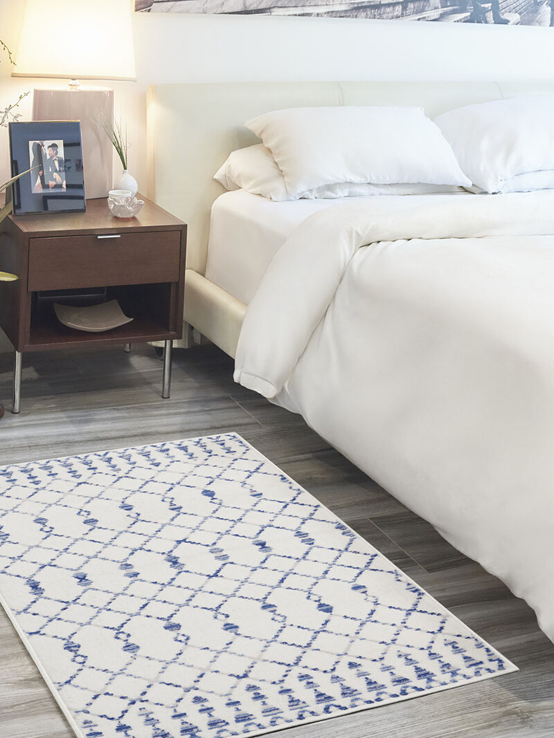 Whimsicle WHS02 Ivory 3' x 5' Rug