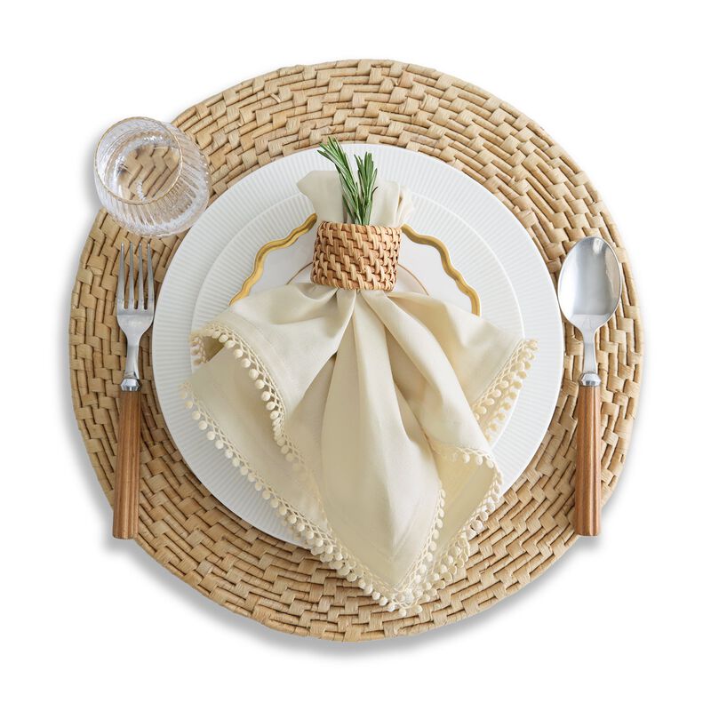 Solino Home Maddie Dinner Napkins &ndash; Set of 4, 20 x 20 in, Machine Washable, Holiday and Everyday Dining