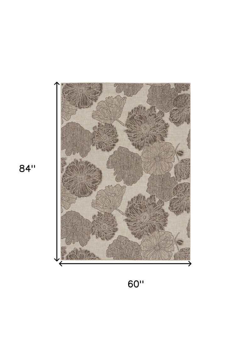 HomeRoots Floral Indoor Outdoor Area Rug image number 6