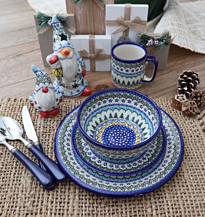Blue Rose Polish Pottery Arctic Holidays Dessert Plate