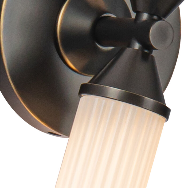 Edwin 18-in Damp-Rated Dimmable LED Wall/Vanity Light image number 2