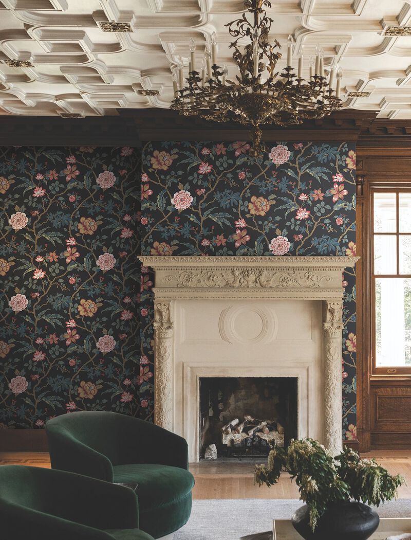 Courtyard Botanical Scarlet Wallpaper (Double Roll) image number 4