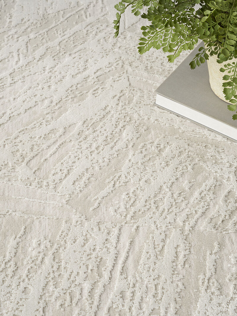 Desire DSR06 Ivory 3'11" x 5'11" Rug