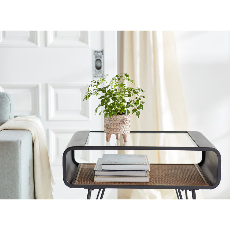 Bumblebee Planter with Legs for Playful Garden and Home D&eacute;cor (Set of 2)