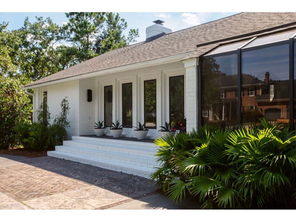 Cole Exterior Wall Sconce