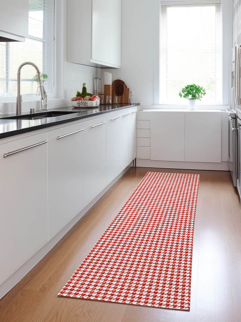 Hinton HN1 Red 2'3" x 10' Rug