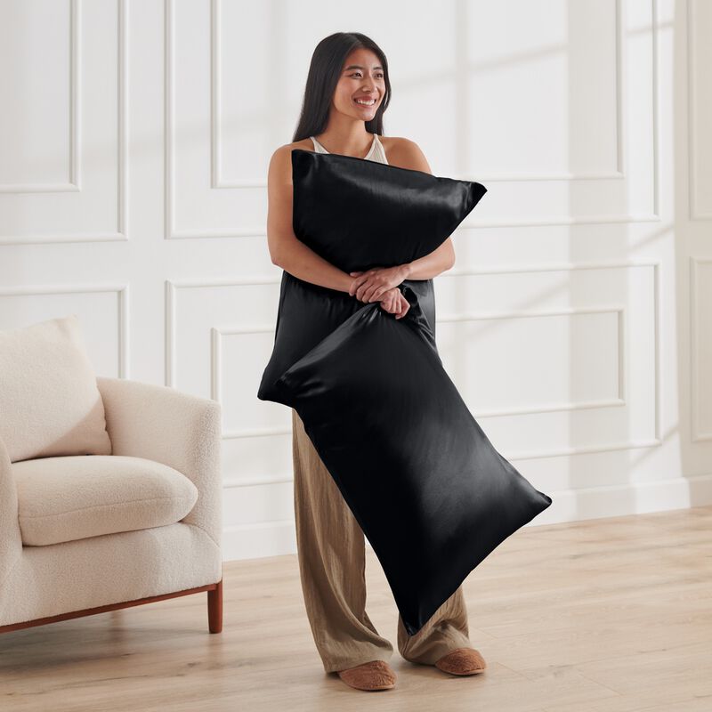 Satin Pillowcase Set for Hair and Skin image number 3