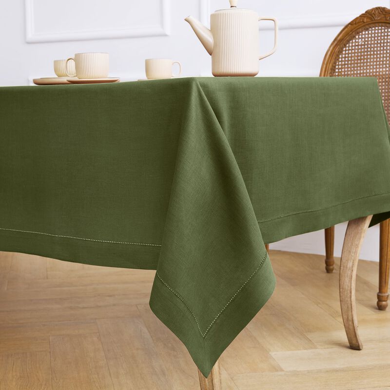 Solino Home Classic Hemstitch 100% Linen Tablecloth &ndash; Handcrafted, Machine Washable, Perfect for Holiday and Everyday Dining