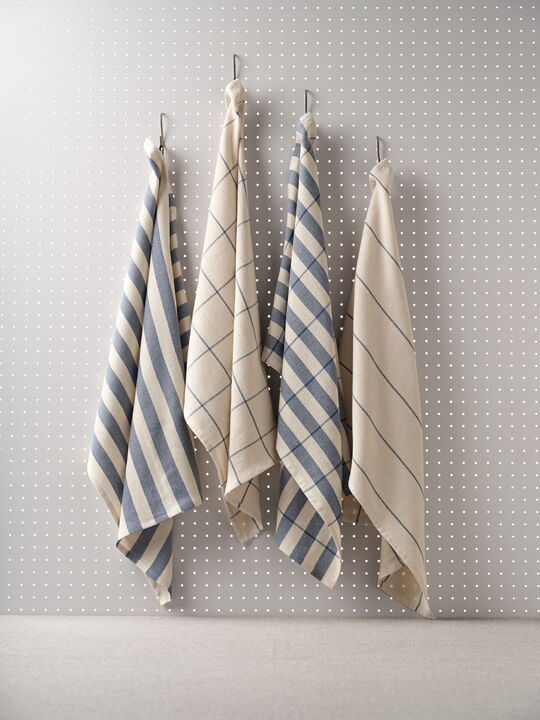 Minimal Kitchen Towels - Set of 4