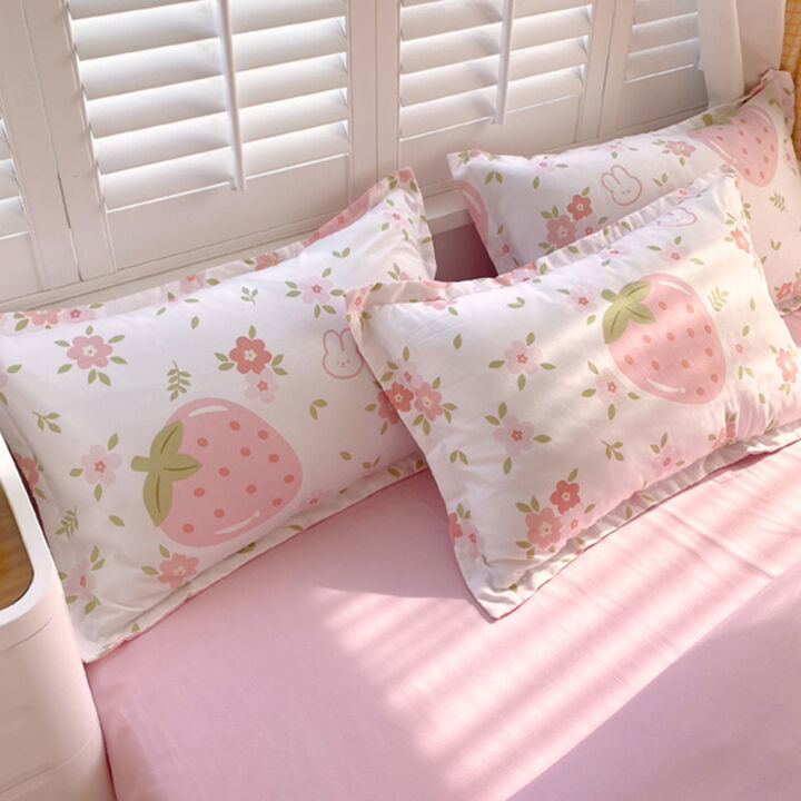 3-Piece Strawberry Duvet Cover Set Cute & Cozy Fruit-Themed Bedding