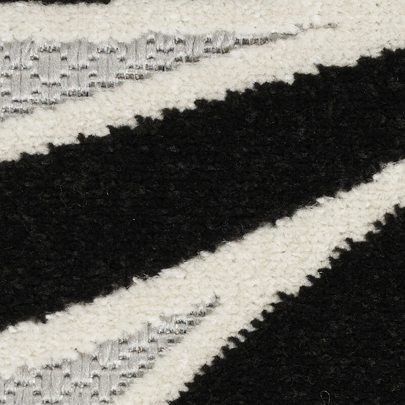 HomeRoots 6' Black And White Floral Indoor Outdoor Runner Rug image number 2
