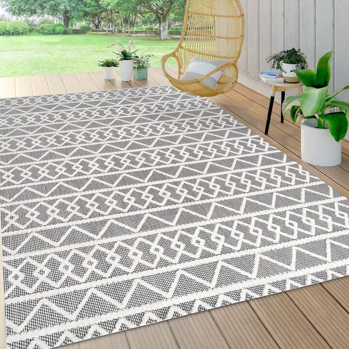 Aylan High-Low Pile Knotted Trellis Geometric Indoor/Outdoor Area Rug
