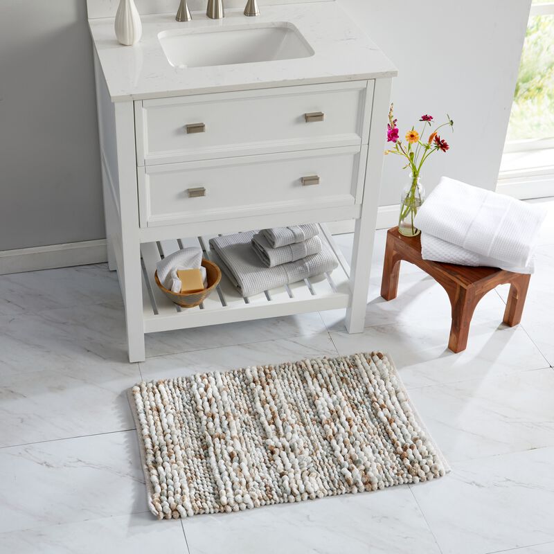 Market & Place Microfiber Textured Plush Bath Rug