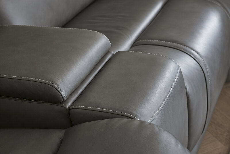 Harrenhurst 3-Piece Power Reclining Sectional Loveseat with Console image number 4