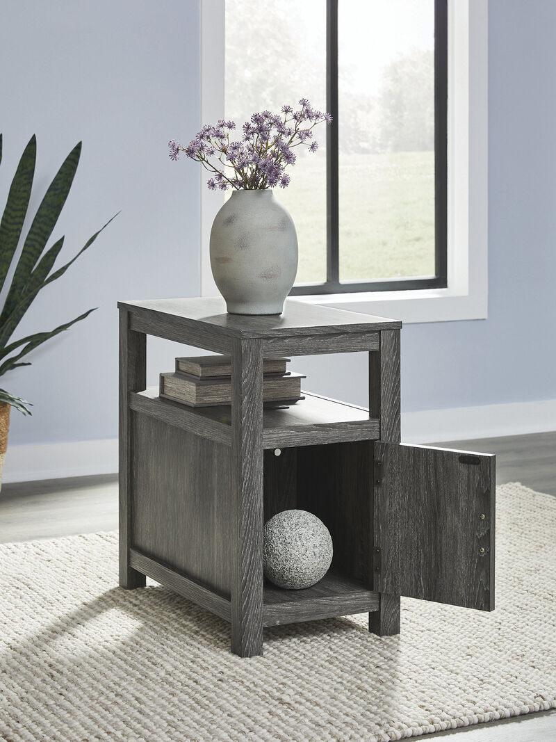 Fendenmore Chairside End Table image number 2