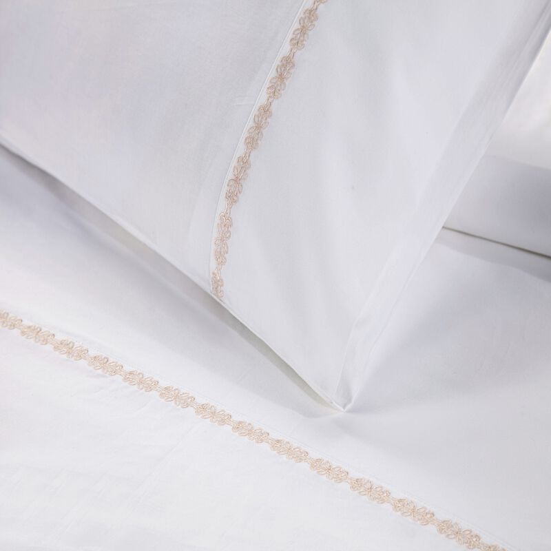 Laurel Blush Queen Sheet Set image number 1