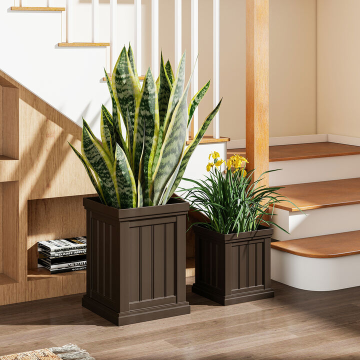 Set of 2 Square Plastic Planters with Drainage Holes and Stackable Design-Light Brown