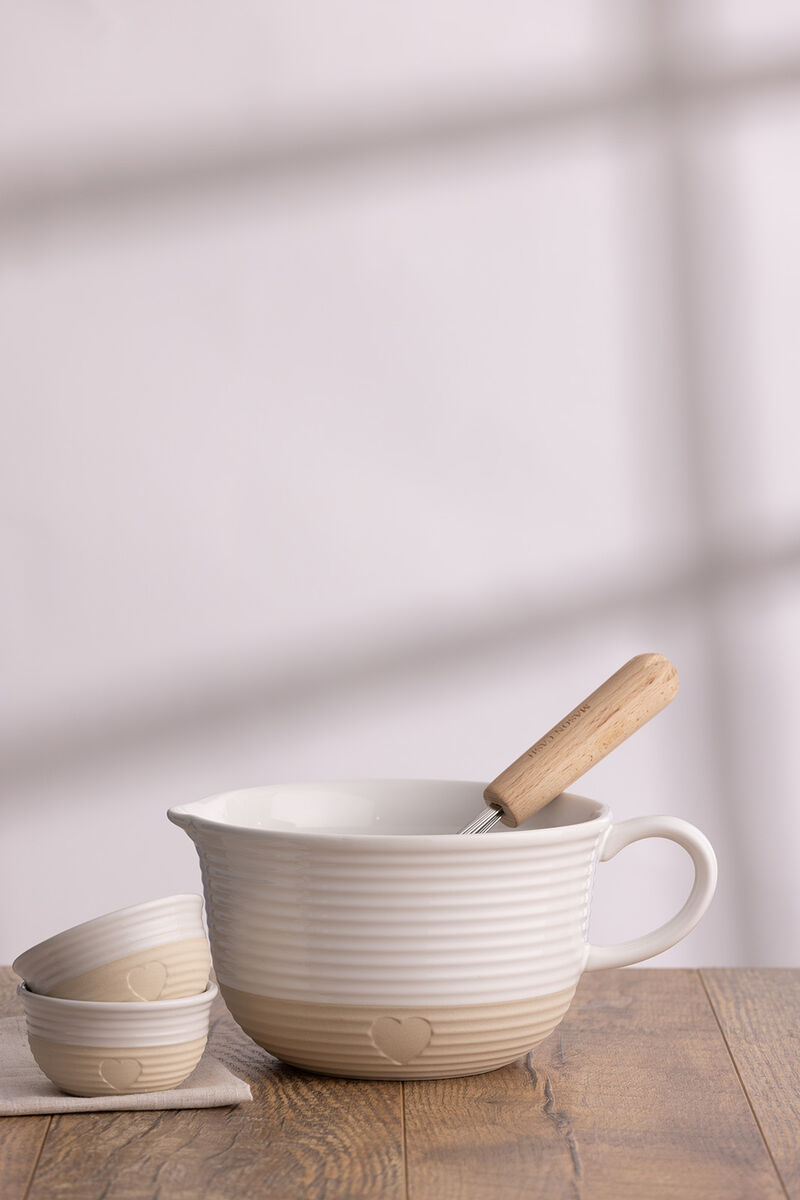 Mason Cash Rustic Charm Batter Bowl, Stoneware Mixing Bowl with Handle & Pour Spout image number 2
