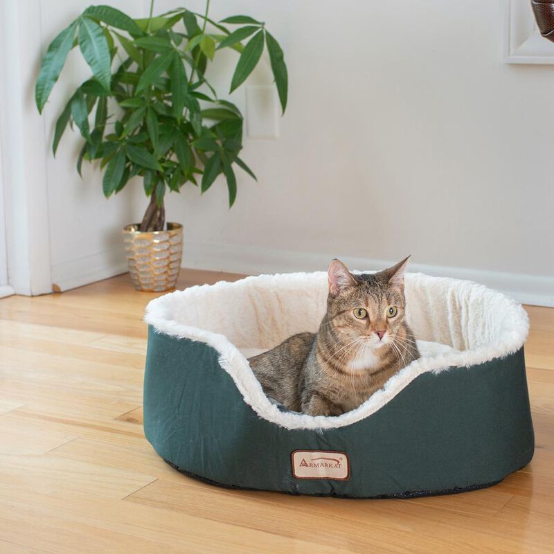 Armarkat Pet Bed Laurel Green And Ivory