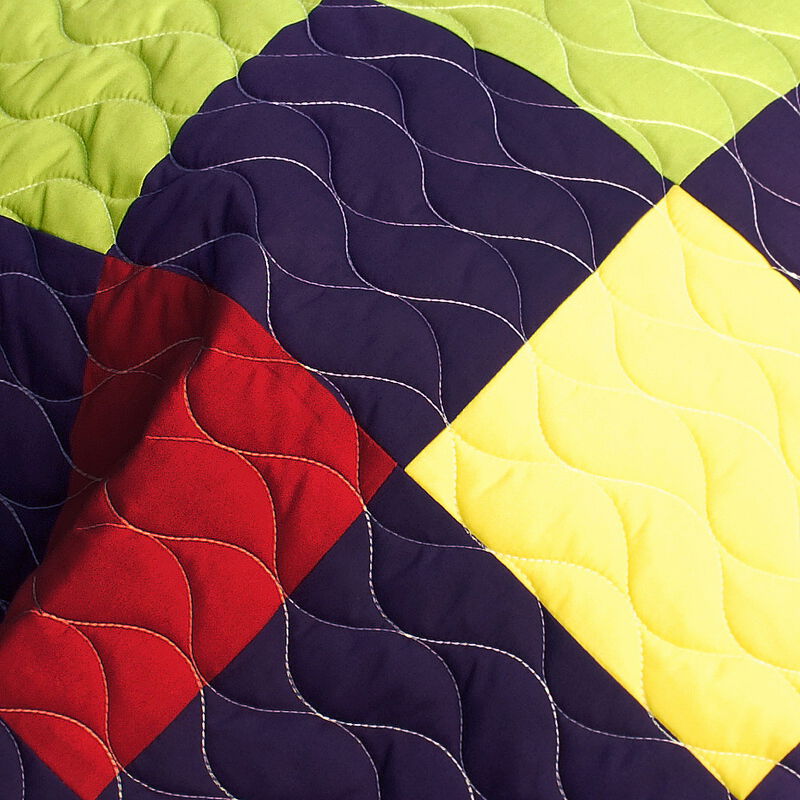 Break Free Party Quilted Patchwork Quilt Set 3PC Queen Size Cozy Bedding image number 2
