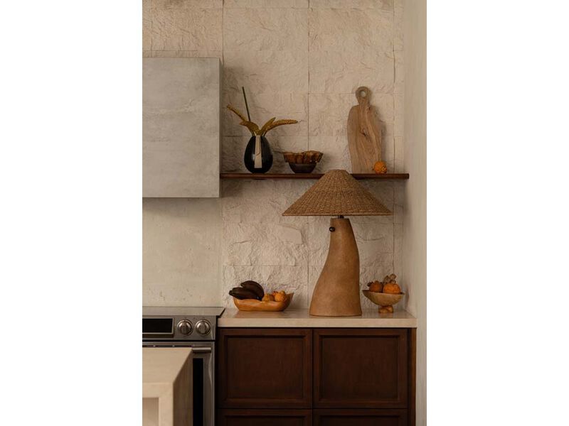 Seyla Table Lamp image number 7