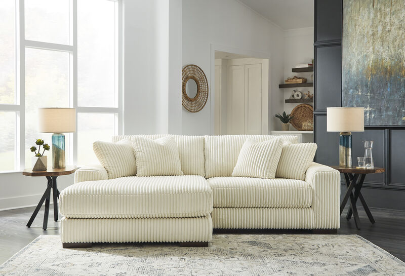 Lindyn 2-Piece Sectional with Chaise image number 1