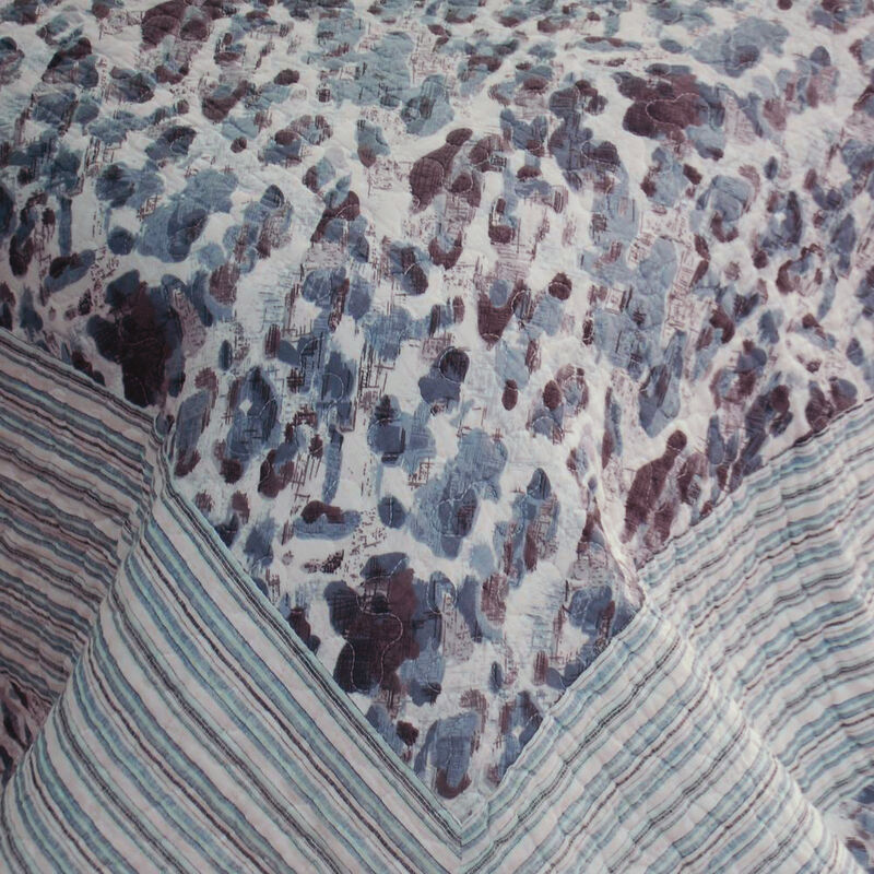 Cotton Vermicelli Quilted Printed Quilt Set 3-Piece with Pillow Shams image number 4