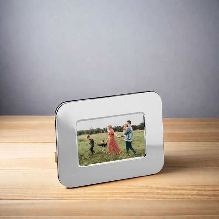 Radius Design Photo Frame - 4" x 6"