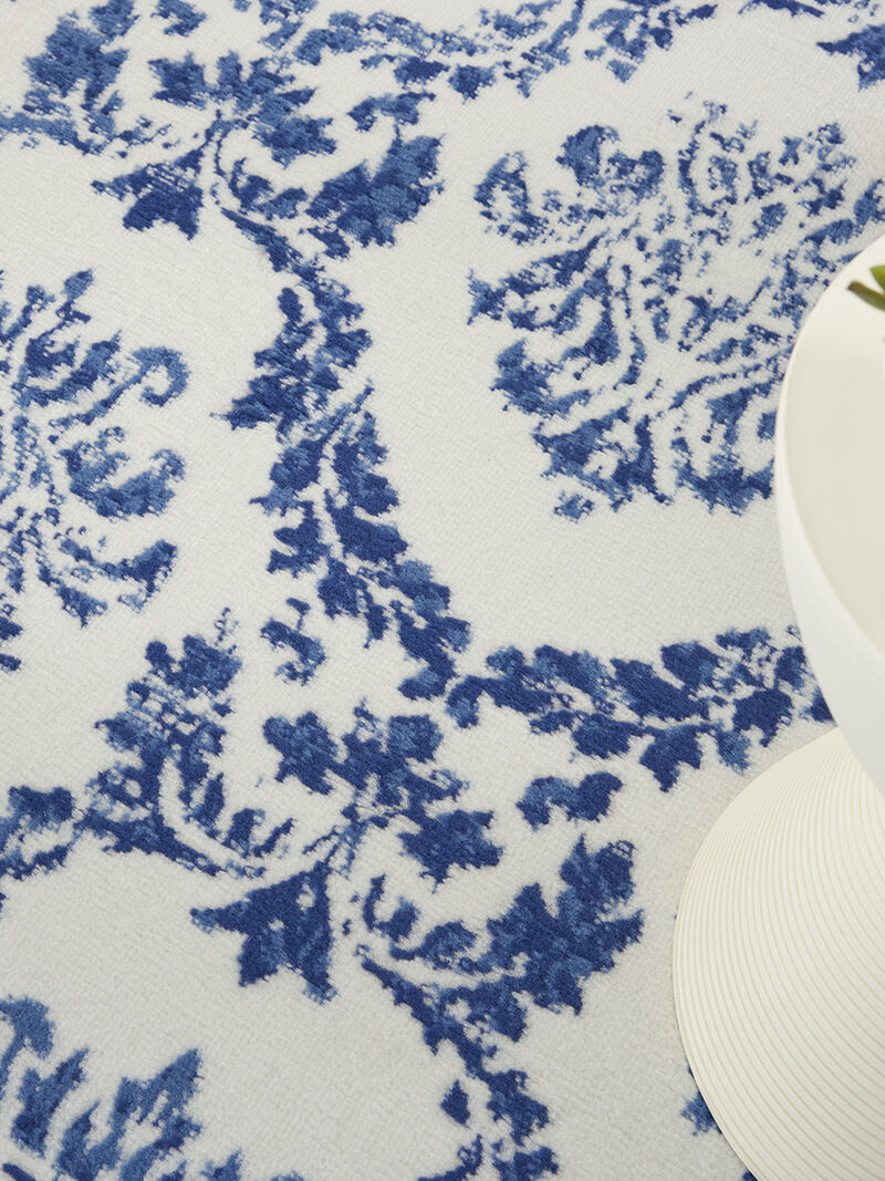 Whimsicle WHS01 Ivory/Navy 5' x 7' Rug