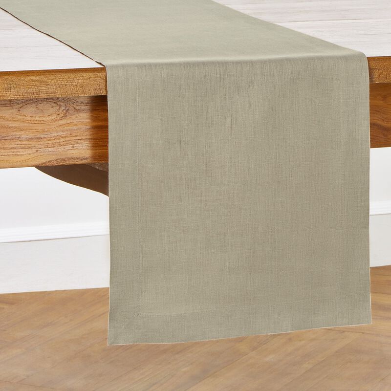 Solino Home Fete 100% Linen Table Runner &ndash; Handcrafted, Machine Washable, Perfect for Holiday and Everyday Dining