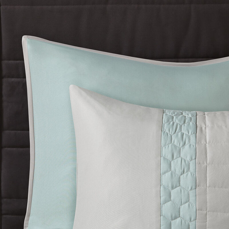 Gracie Mills Bryon 8-Piece Comforter Set