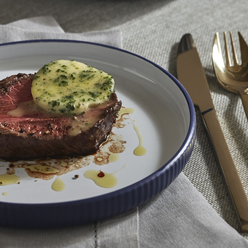 Christian Siriano Laro Stoneware 24 Piece Dinnerware Set