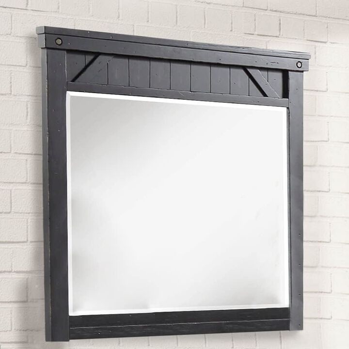 Spruce Creek Black Mirror