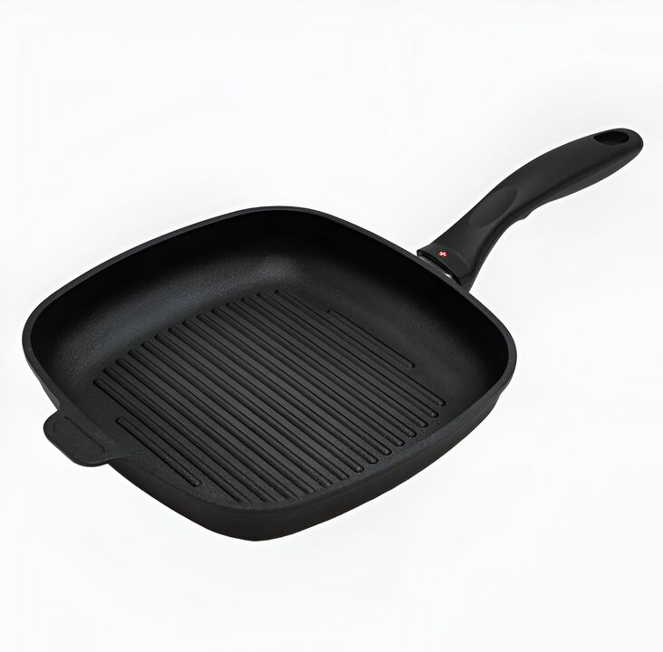 Swiss Diamond Nonstick Square Grill Pan - 9.5" x 9.5" Diamond-Coated, Oven Safe, Made in Switzerland