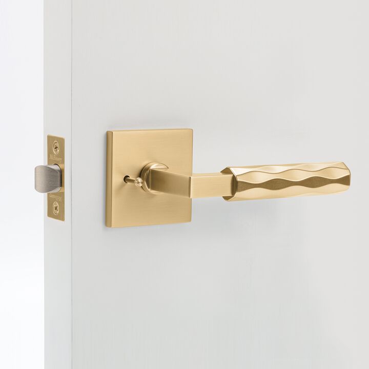 Hailey Modern Bed/Bath Interior Door Handle with Square Rosette and Concealed Screws (Privacy)