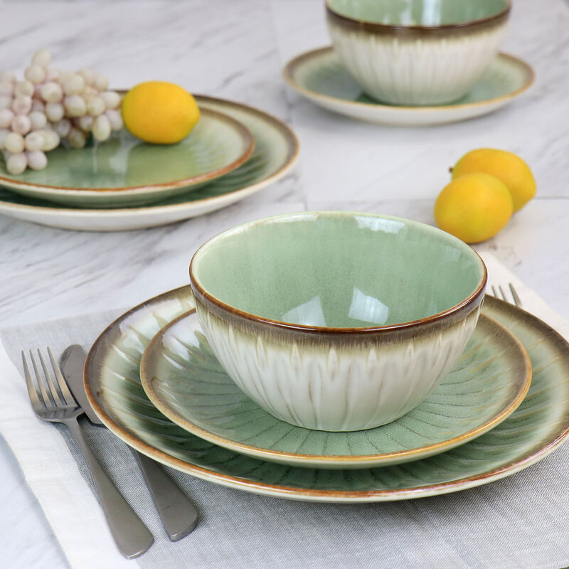 Gibson Elite Mayfair Bay 12 Piece Stoneware Dinnerware Set in Green