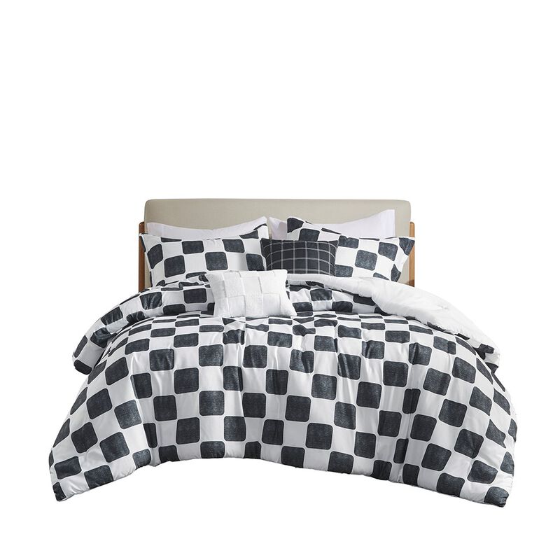 Gracie Mills Mariana Checkered Comforter Set