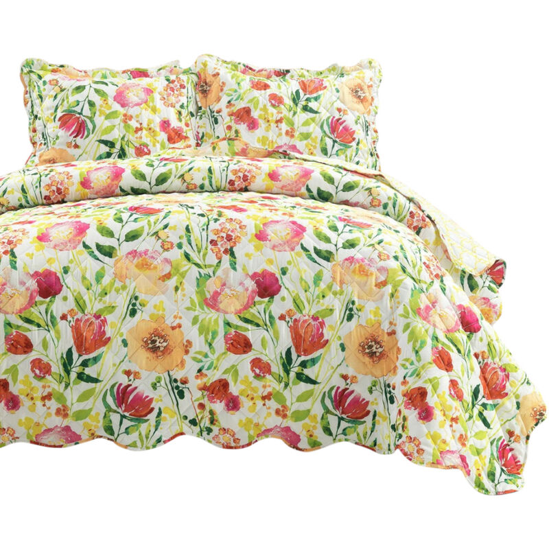 Classic Scalloped Edge Floral Quilt Set – Polyester Bedspread for All Seasons