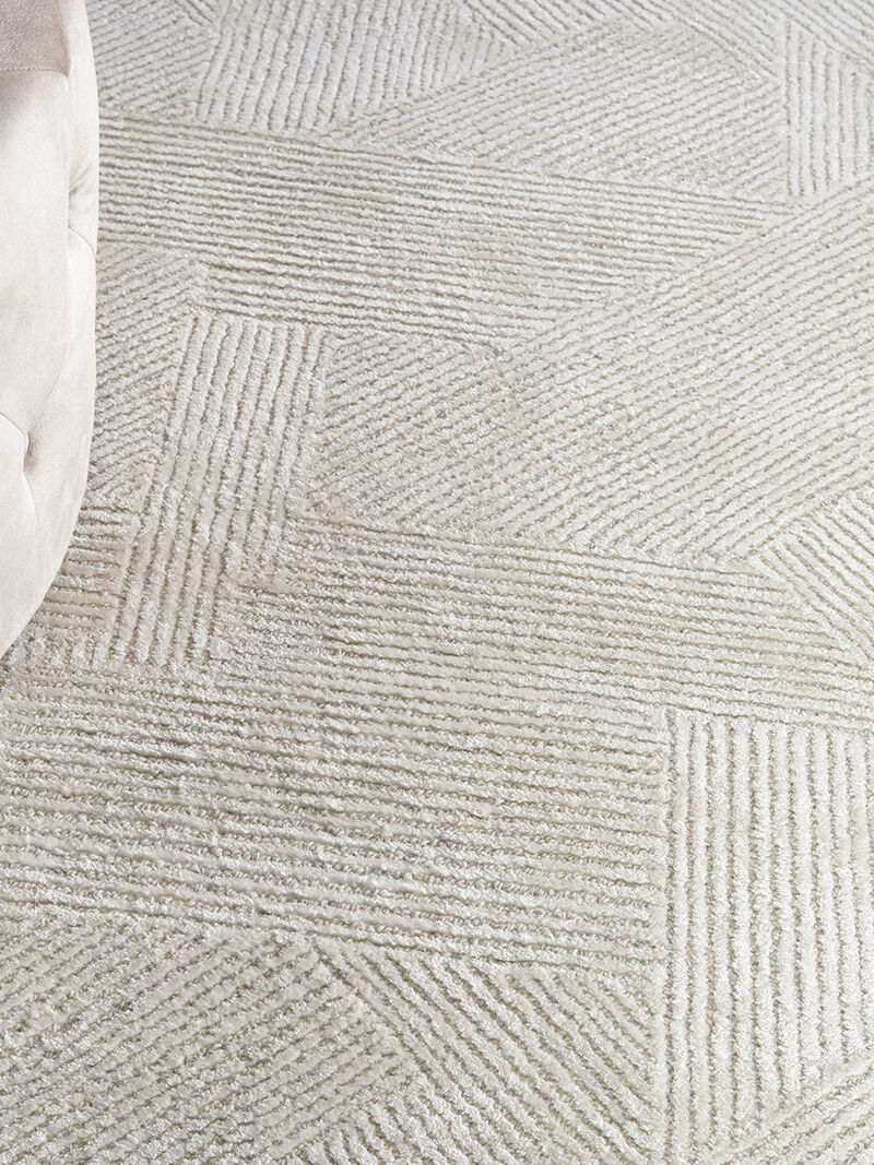 Ma30 Star SMR01 Ivory 8'6" x 11'6" Rug