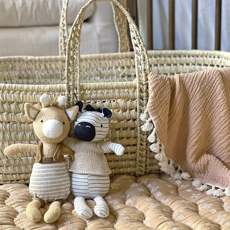 Jojo Giraffe Animal Plush Toy image number 6