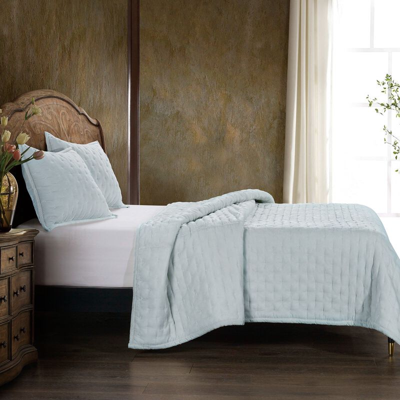 Stella Pintuck Light Blue Full/Queen Quilt Set image number 2