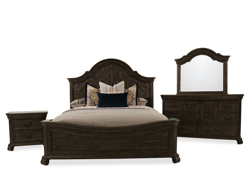 Bellamy Shaped King Suite